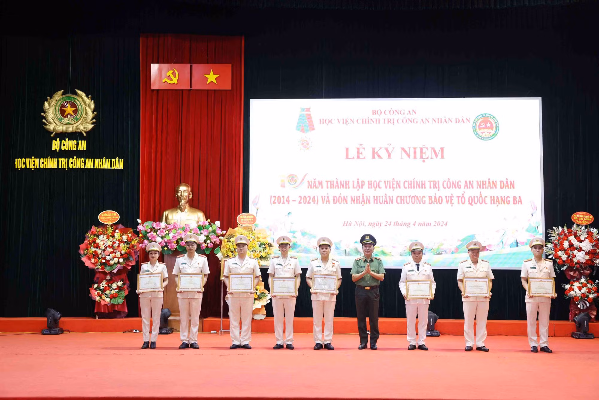 Học viện Chính trị CAND kỷ niệm 10 năm thành lập và đón nhận Huân chương Bảo vệ Tổ quốc -0
