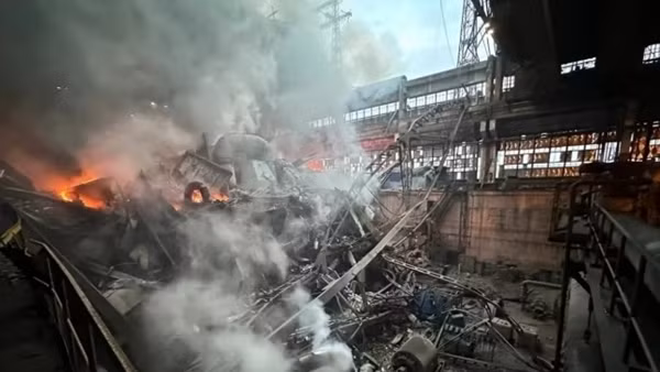 Nga mở đợt tập kích lớn, 4 nhà máy điện Ukraine bị hư hại nặng