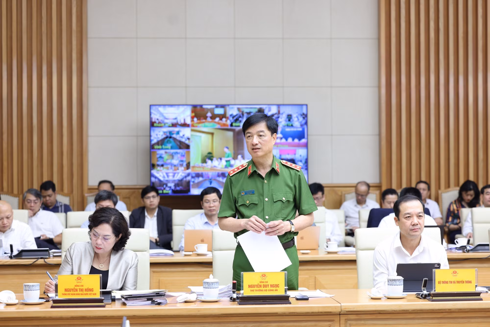 Thủ tướng chỉ đạo “3 tăng cường”, “5 đẩy mạnh” trong chuyển đổi số quốc gia, phát triển kinh tế số -0