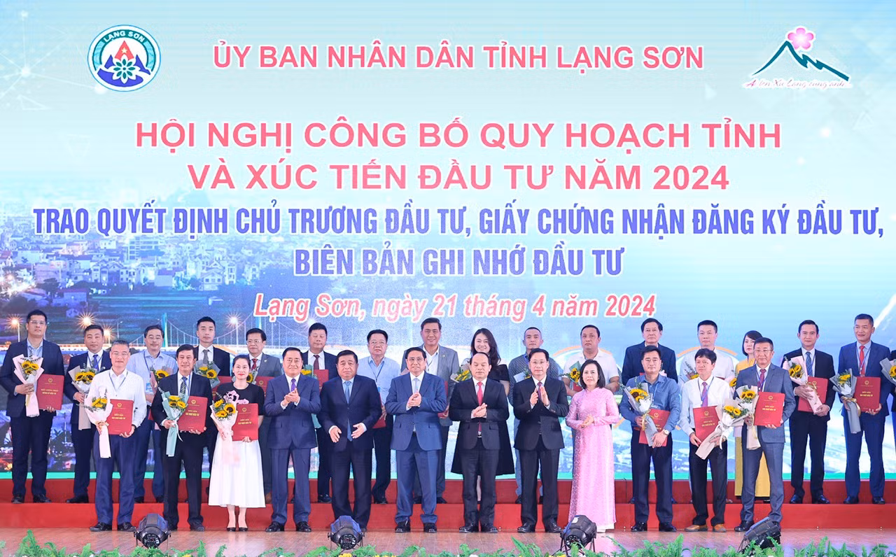 Thủ tướng dự Hội nghị công bố quy hoạch và xúc tiến đầu tư tỉnh Lạng Sơn năm 2024. -0