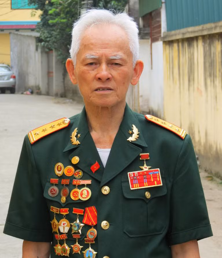 Anh hùng Điện Biên Phùng Văn Khầu - Cả đời hiến dâng cho Cách mạng -0