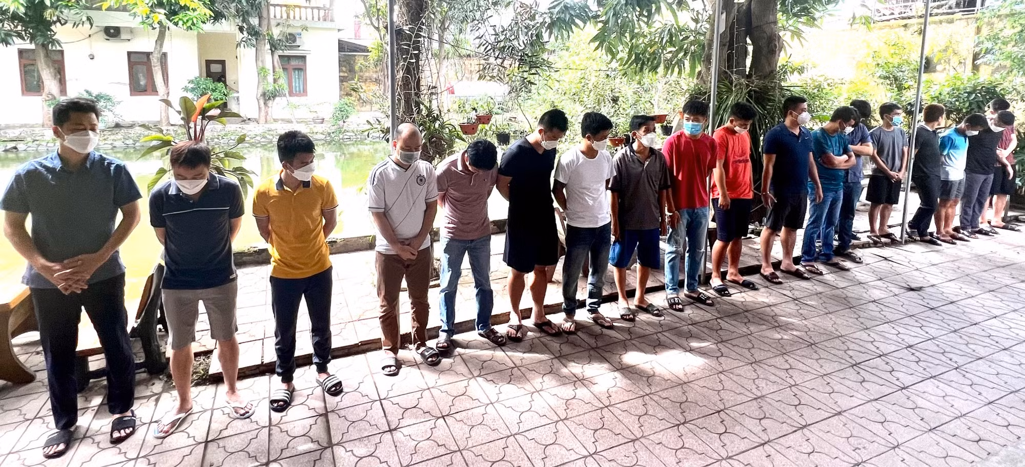 Đường dây đánh bạc nghìn tỉ vừa bị bóc gỡ -0
