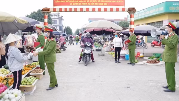 Xây dựng, nhân rộng mô hình, điển hình tiên tiến trong phong trào Toàn dân bảo vệ ANTQ