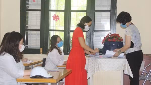 Trường đại học top đầu giảm phụ thuộc vào kỳ thi tốt nghiệp THPT ảnh 2