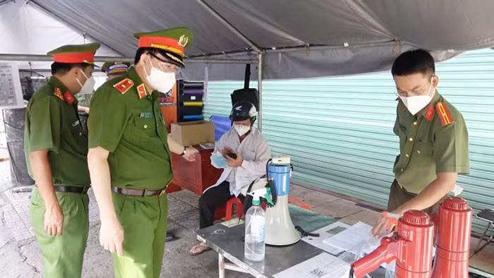 Những ngày sinh tử ở “chảo lửa” COVID -19 -0