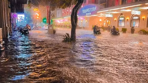 Thiên tai cực đoan "cuốn bay" 4.000 tỷ đồng trong 6 tháng ảnh 2