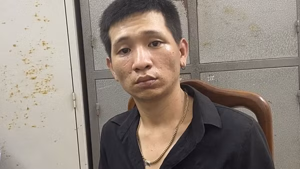 Đang giao dịch ma túy trên “phố Tây” thì bị tóm