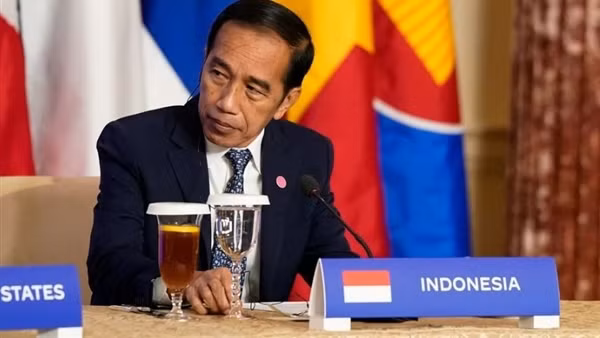 Tổng thống Indonesia "thay máu" nội các sau lệnh cấm xuất khẩu gây sốc