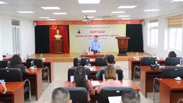 Báo chí là vũ khí sắc bén trong công cuộc phòng, chống tham nhũng, tiêu cực, lãng phí ảnh 5