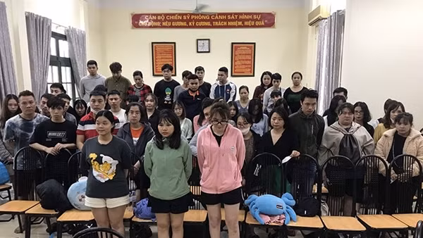 Hội nhóm rủ nhau “bùng nợ” vay online: Ngoài phạt tiền có thể xử lý hình sự ảnh 2