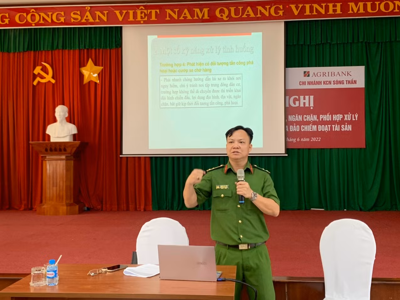 Công an Bình Dương tập huấn phòng chống tội phạm trong lĩnh vực ngân hàng -0