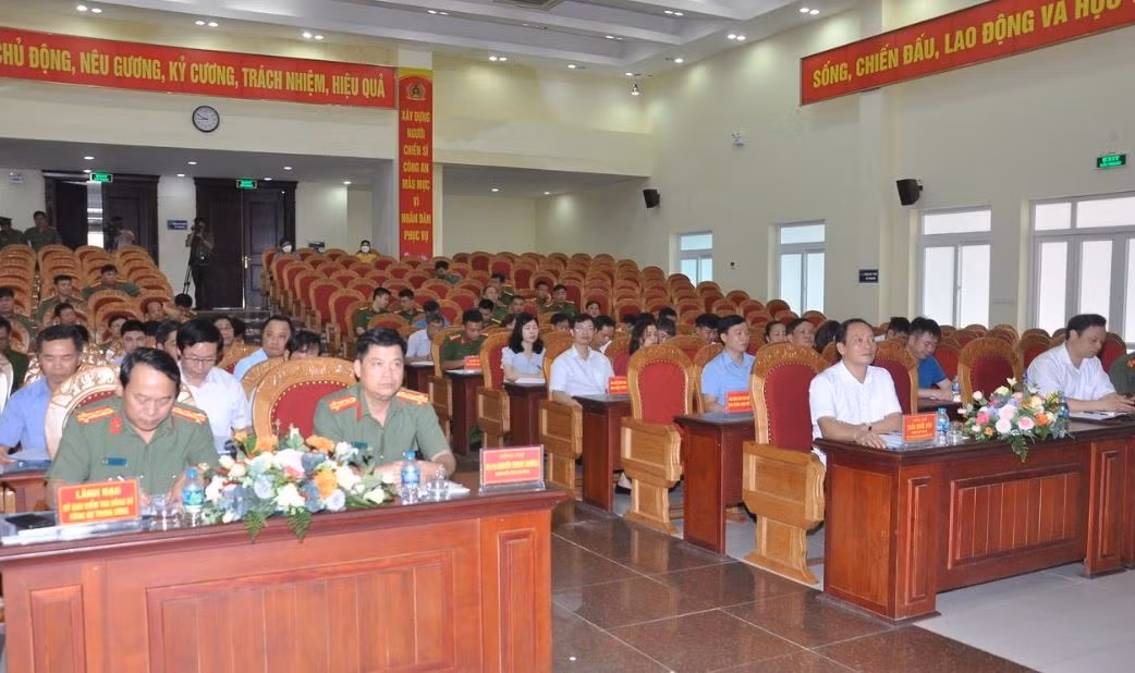Hưng Yên: Hội nghị triển khai quyết định của Ban Thường vụ Tỉnh ủy ban hành Quy chế phối hợp giữa Đảng ủy Công an tỉnh với huyện ủy, thị ủy, thành ủy -0
