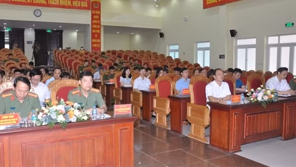 Ban hành Quy chế phối hợp giữa Đảng ủy Công an tỉnh Hưng Yên với huyện, thị, thành ủy