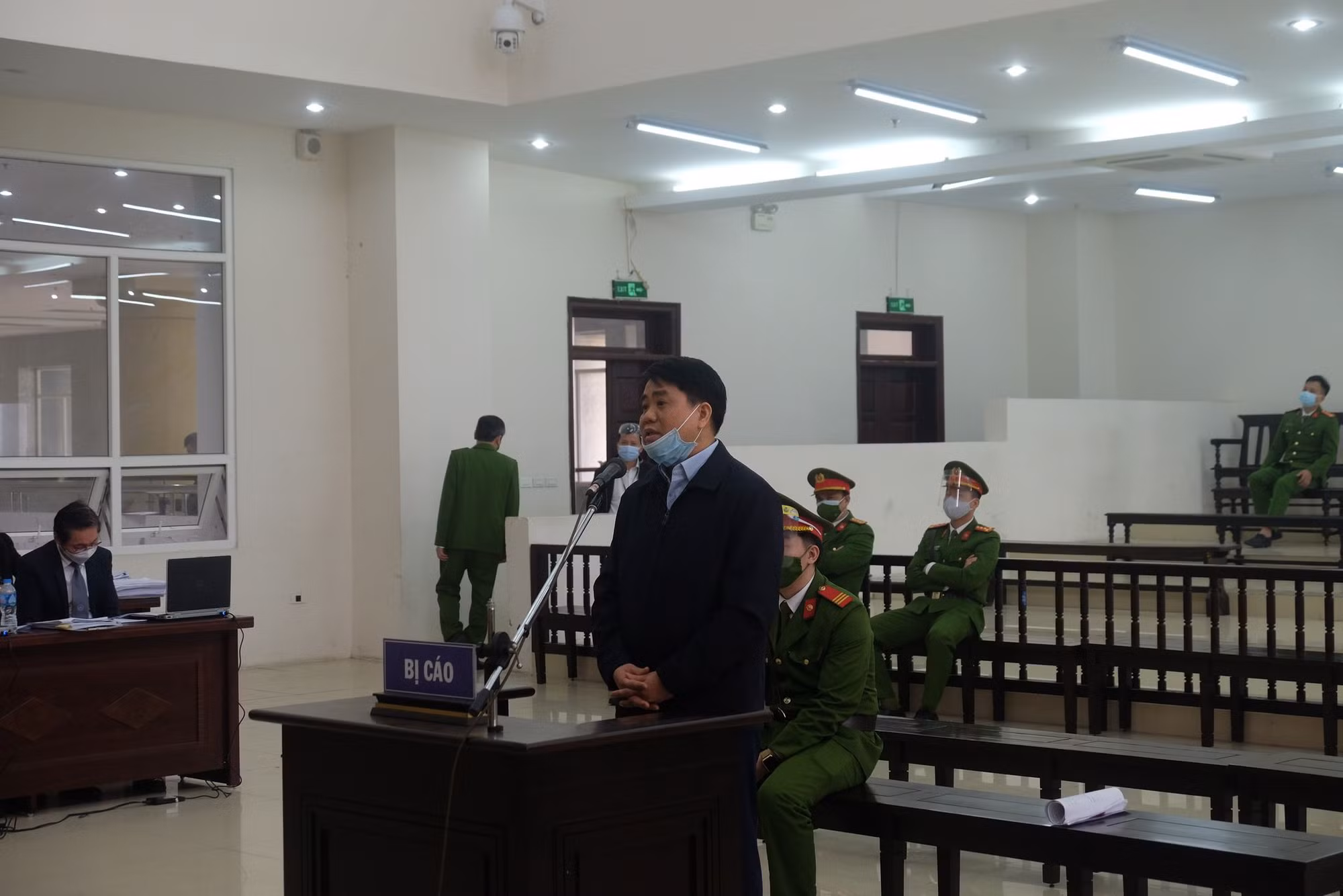 Cựu Chủ tịch TP Hà Nội Nguyễn Đức Chung bị đề nghị từ 10-12 năm tù trong vụ mua chế phẩm Redoxy 3C -0