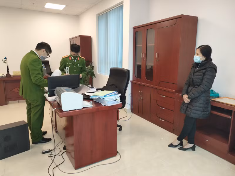 Vụ nâng khống thiết bị giáo dục 3-5 lần: Bắt thêm trưởng phòng Tài chính -kế hoạch -0