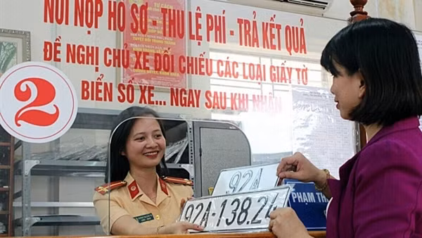 Phân cấp đăng ký xe là hình thức cải cách thủ tục hành chính văn minh, hiện đại