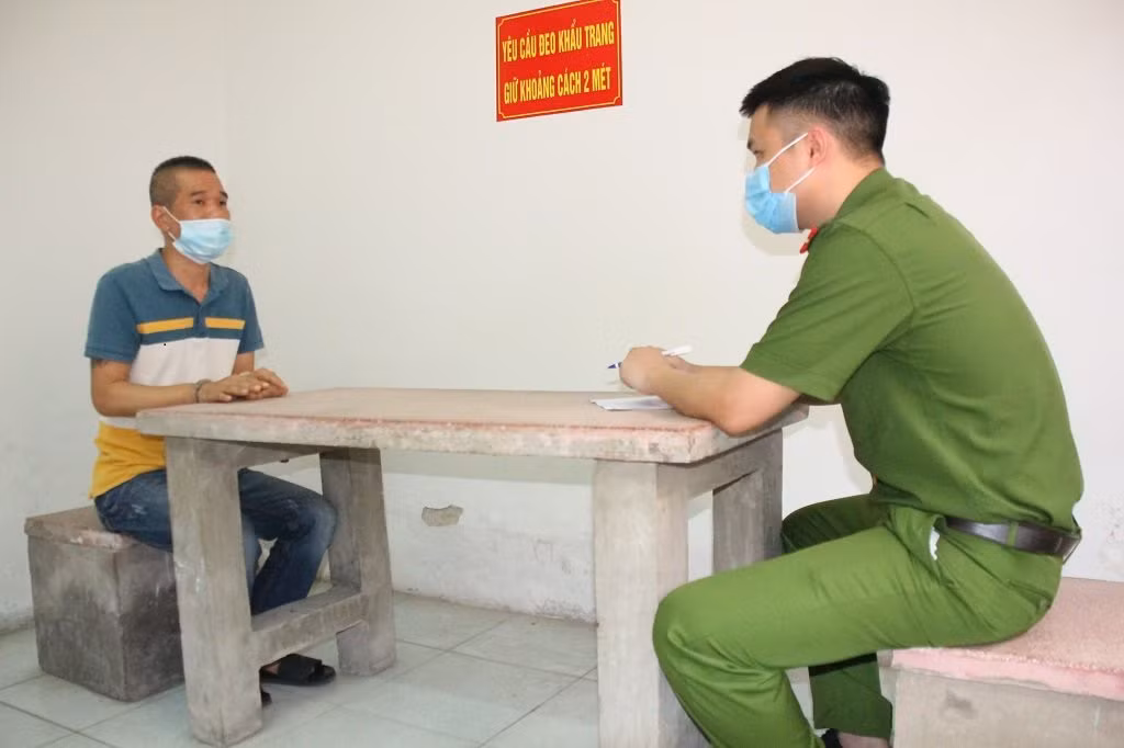 Giả danh cán bộ Sở Tài nguyên và Môi trường lừa đảo chiếm đoạt 15 tỉ đồng