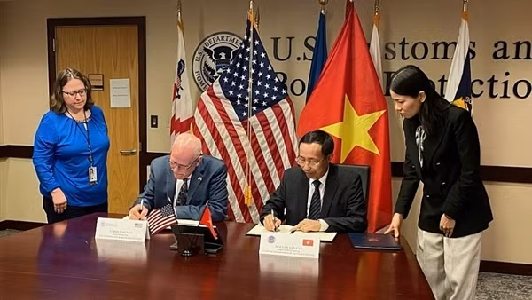 Tăng cường hợp tác giữa Hải quan Việt Nam với Hải quan và Bảo vệ Biên giới Hoa Kỳ