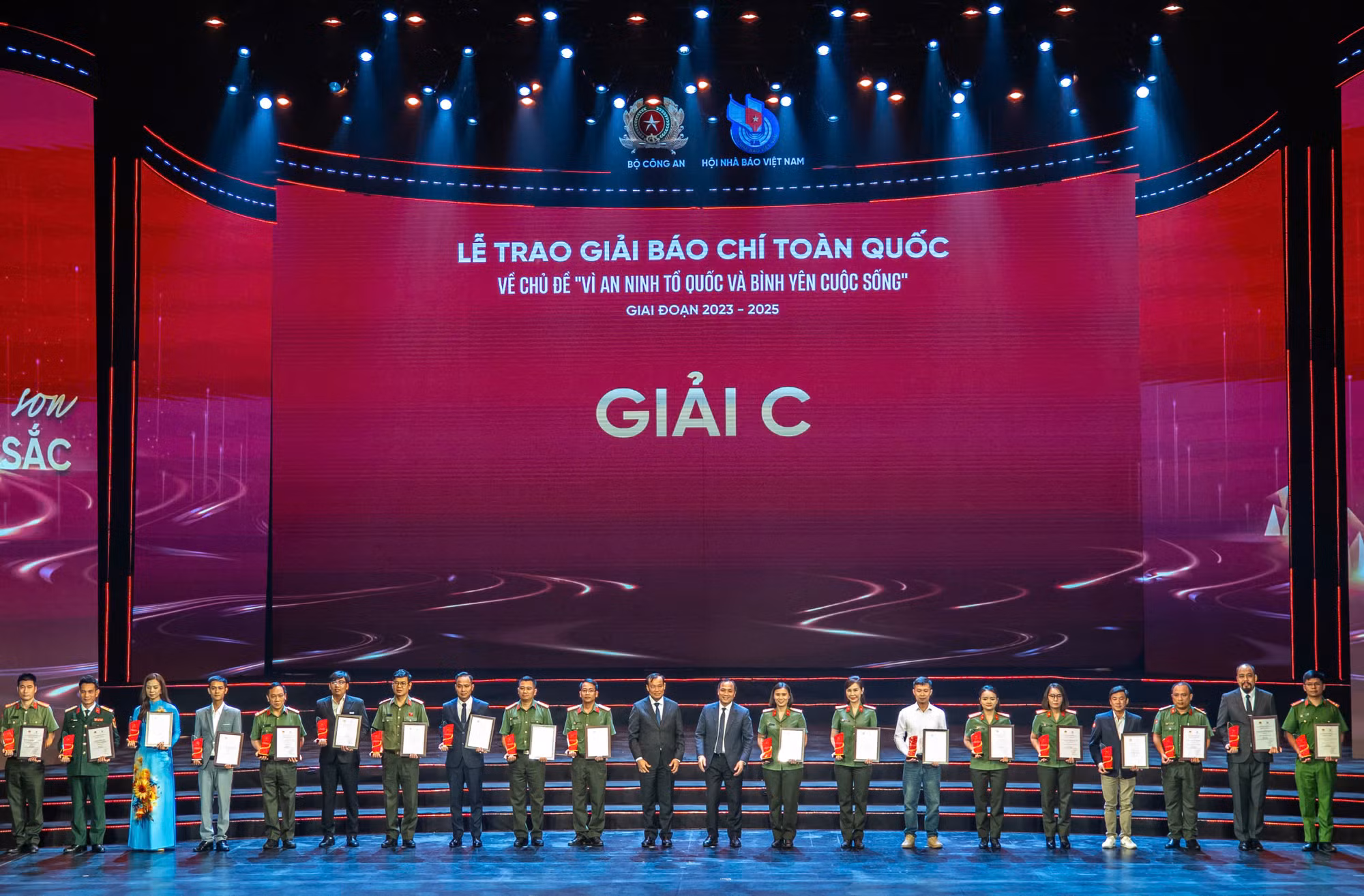 Tổng kết và trao Giải báo chí toàn quốc “Vì An ninh Tổ quốc và bình yên cuộc sống” -0