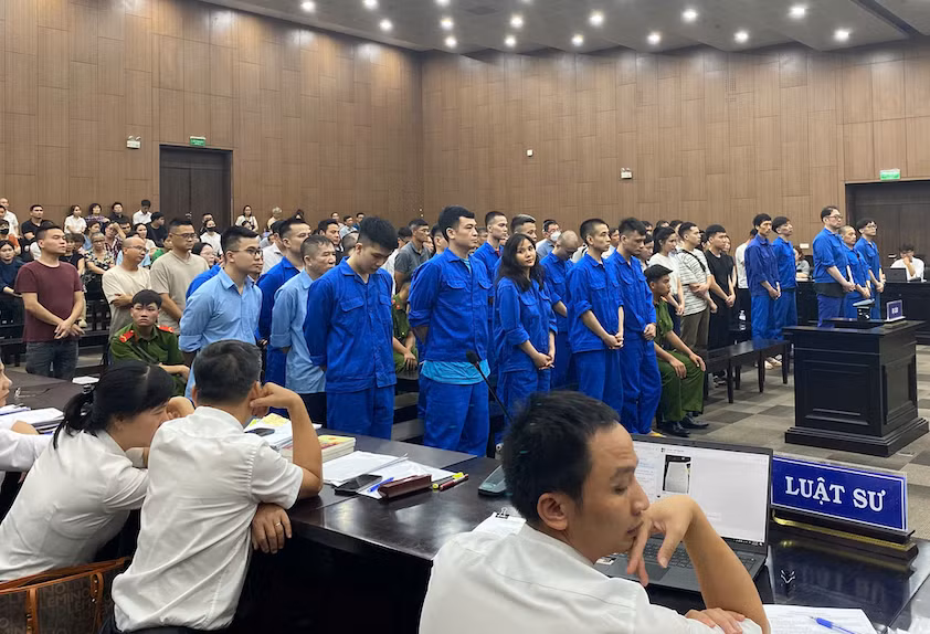 Xét xử hai “trùm” điều hành Câu lạc bộ Lucas Palace cùng nhiều con bạc ngoại quốc -0
