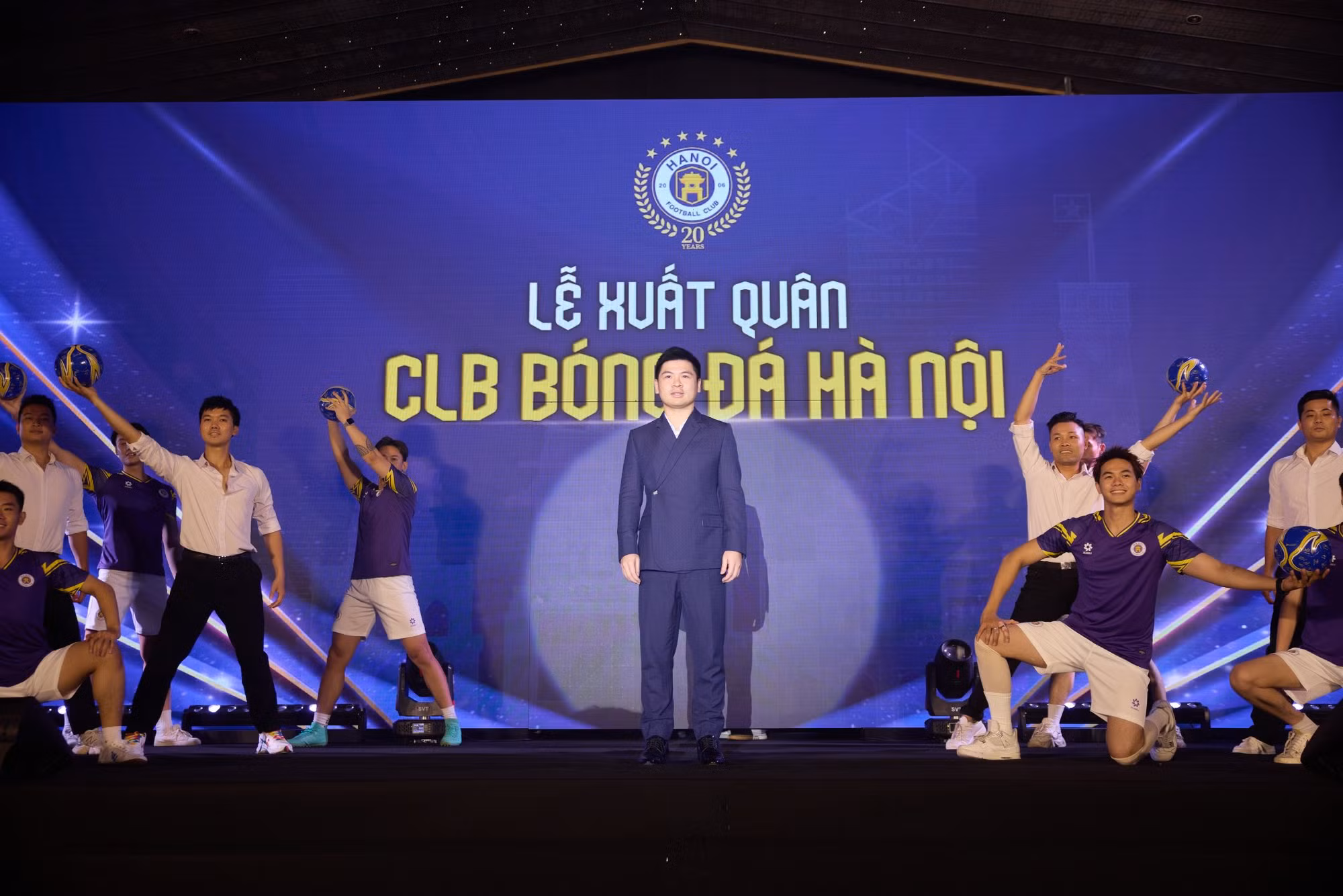 Liệu bóng đá Việt Nam sắp có thêm một Nguyễn Xuân Son? -0
