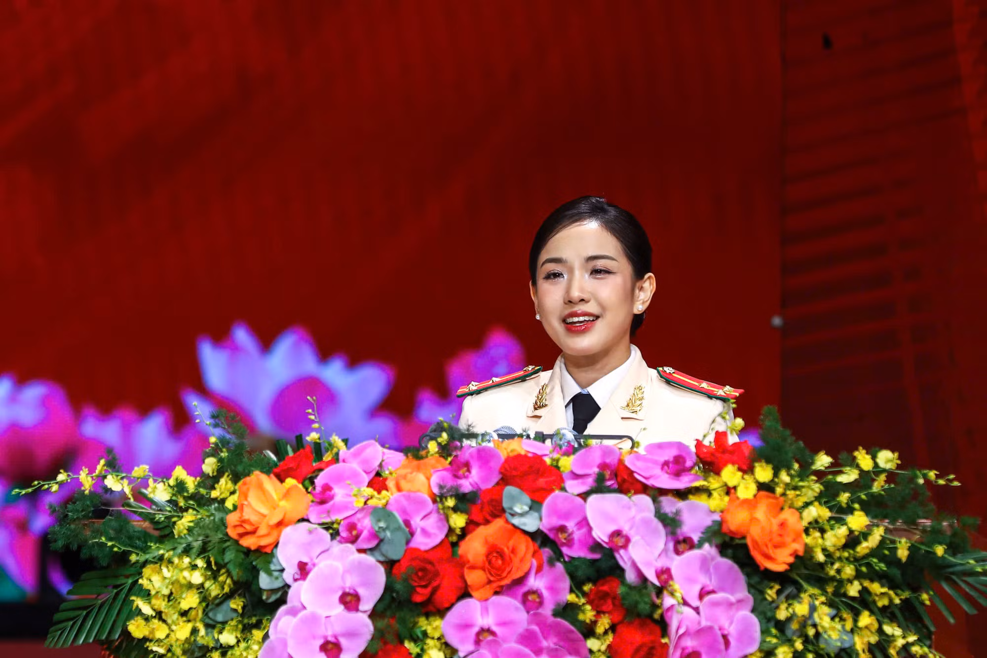 Tổng Bí thư Tô Lâm trao Huân chương Sao Vàng - phần thưởng cao quý nhất tặng Bộ Công an -0
