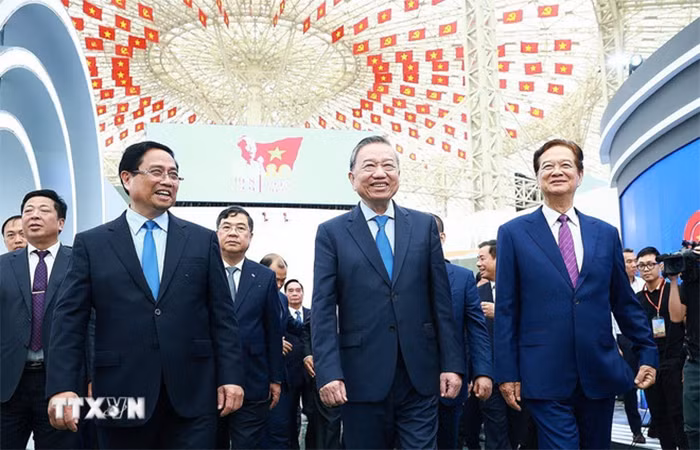Thủ tướng: Không khí đặc biệt, khí thế đặc biệt, nỗ lực đặc biệt, sẽ tạo thành quả đặc biệt -0