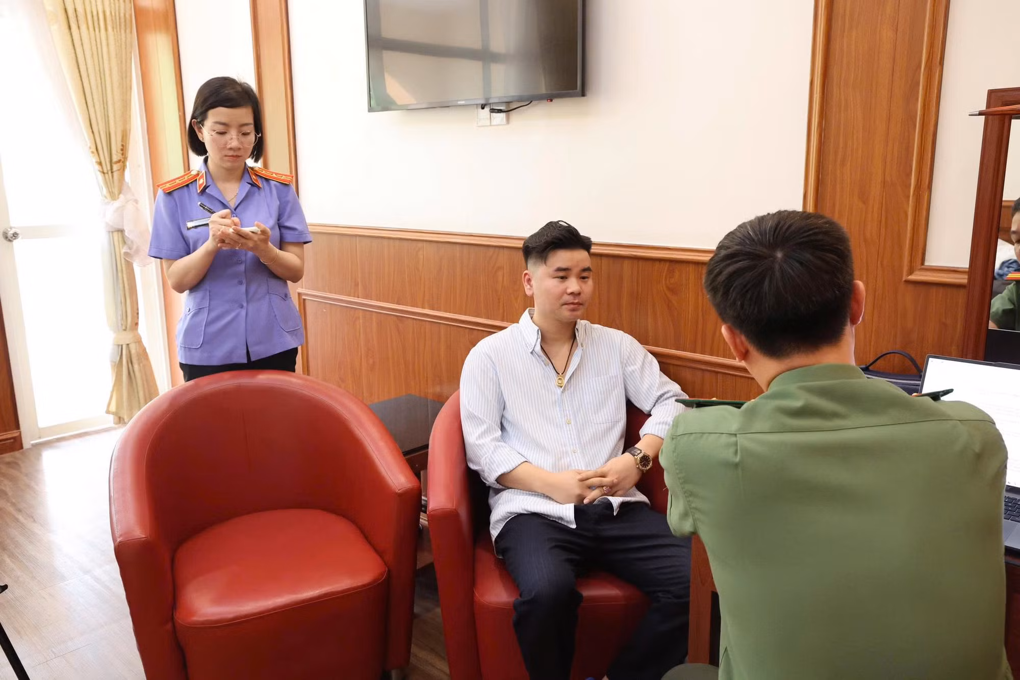Đường dây đa cấp tổ chức hội thảo lôi kéo hàng nghìn người tham gia bị triệt phá như thế nào? -0