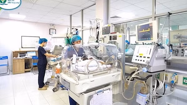 Chọn "giờ vàng" để sinh mổ, sản phụ mất con
