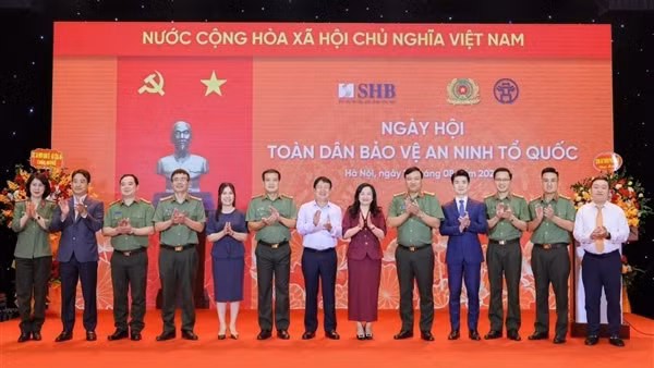 SHB được vinh danh vì đóng góp trong phong trào Toàn dân bảo vệ an ninh Tổ quốc