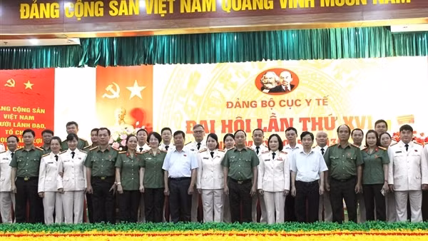 Thứ trưởng Đặng Hồng Đức dự Đại hội Đảng bộ Cục Y tế Bộ Công an