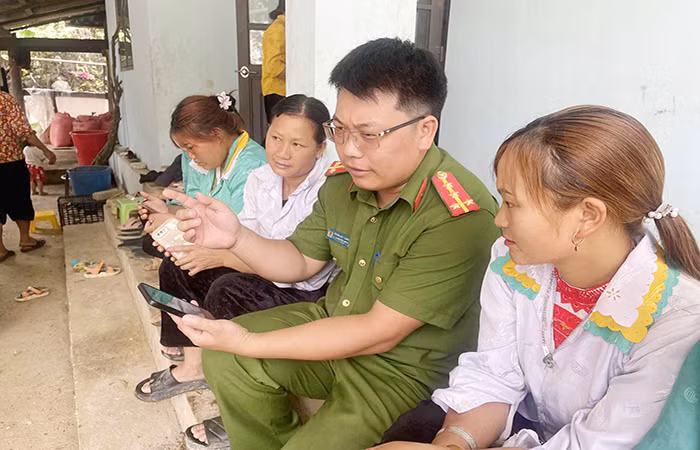 Công an Cao Bằng tạo 