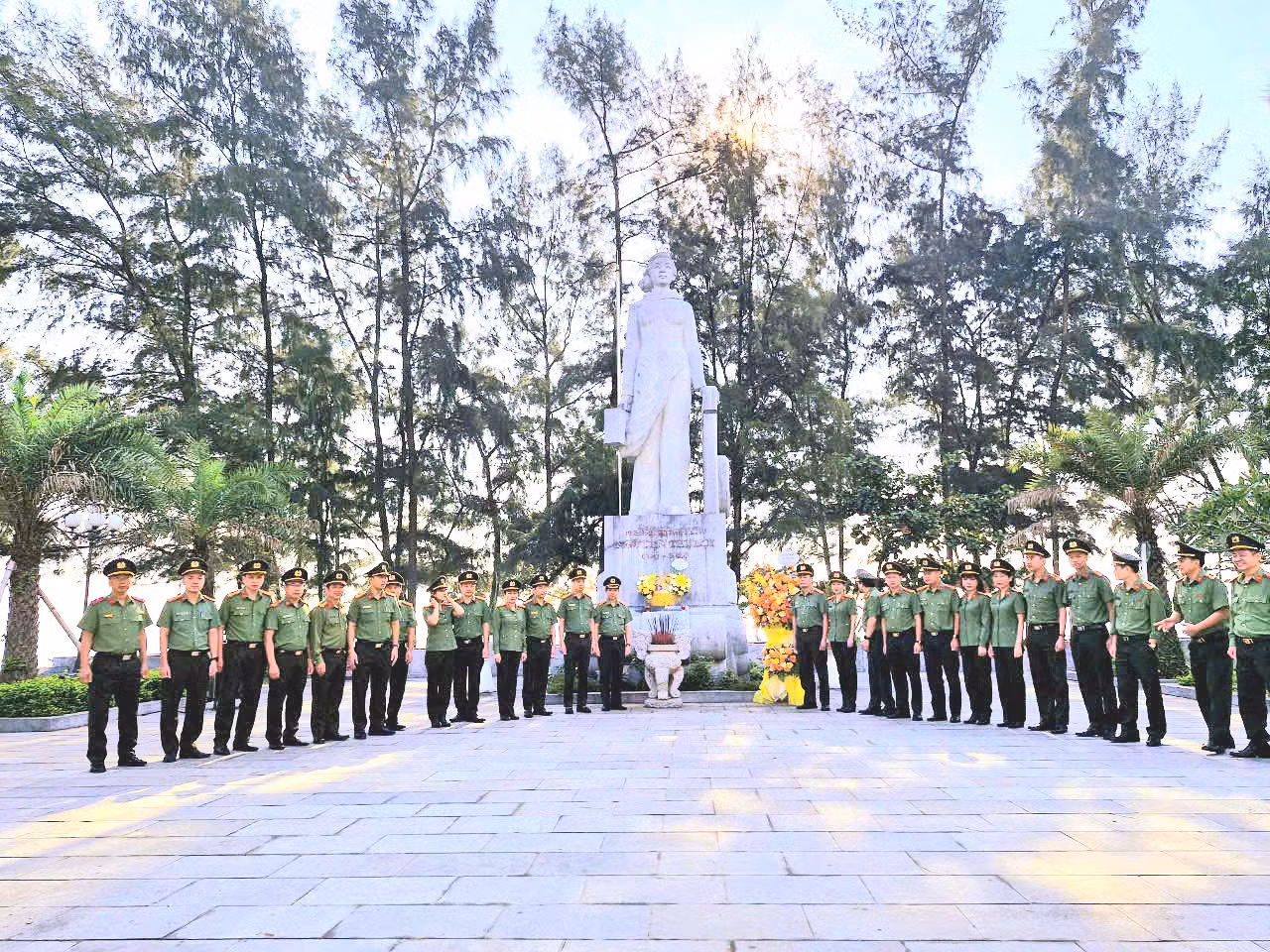 Anh hùng Nguyễn Thị Lợi – Nữ điệp báo hóa thân cùng sóng nước Sầm Sơn -0