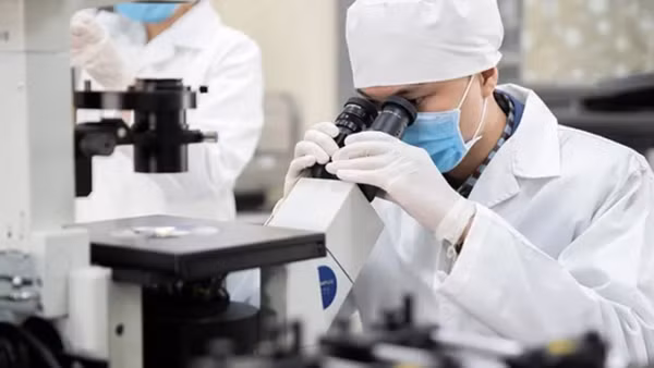 Đề xuất nhiều chính sách đột phá, vượt khung đối với chuyên gia khoa học, công nghệ