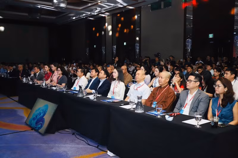 “KOL với kỷ nguyên vươn mình của dân tộc”: Bảo vệ niềm tin số trên không gian mạng -0