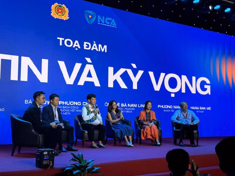 “KOL với kỷ nguyên vươn mình của dân tộc”: Bảo vệ niềm tin số trên không gian mạng -0
