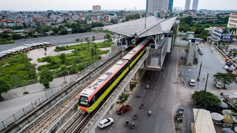 Hà Nội Metro đưa ra khuyến cáo về việc khách đưa xe điện lên tàu -0