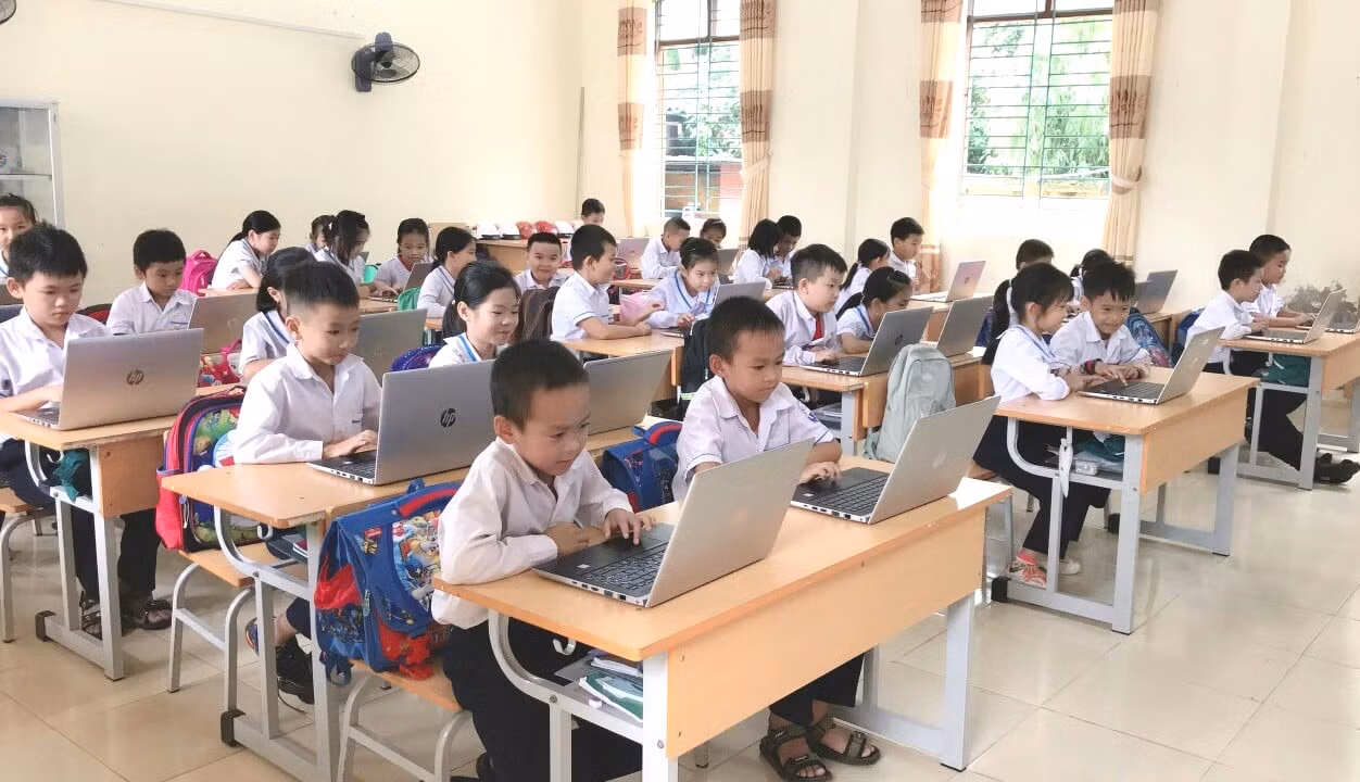 Quỹ Thiện Tâm đón nhận tặng Huân chương Lao động hạng Nhất -0