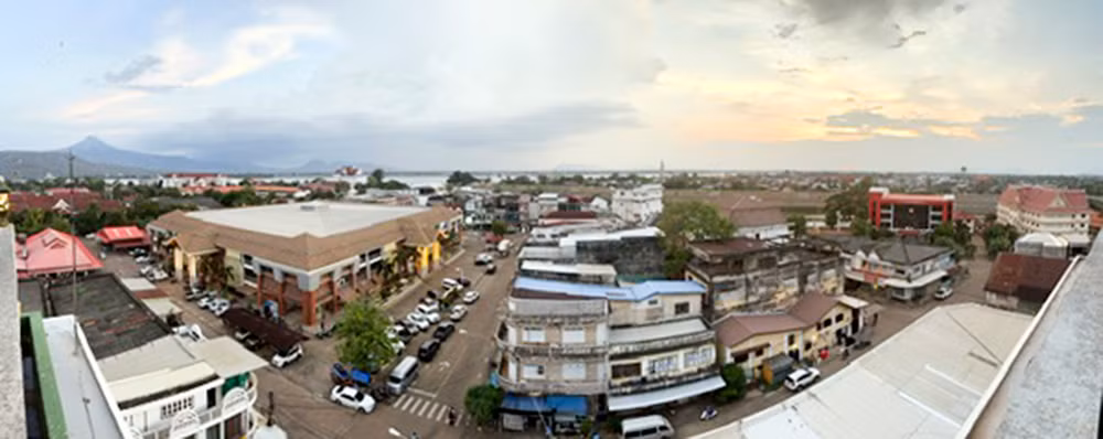 Nam Lào ký sự -0