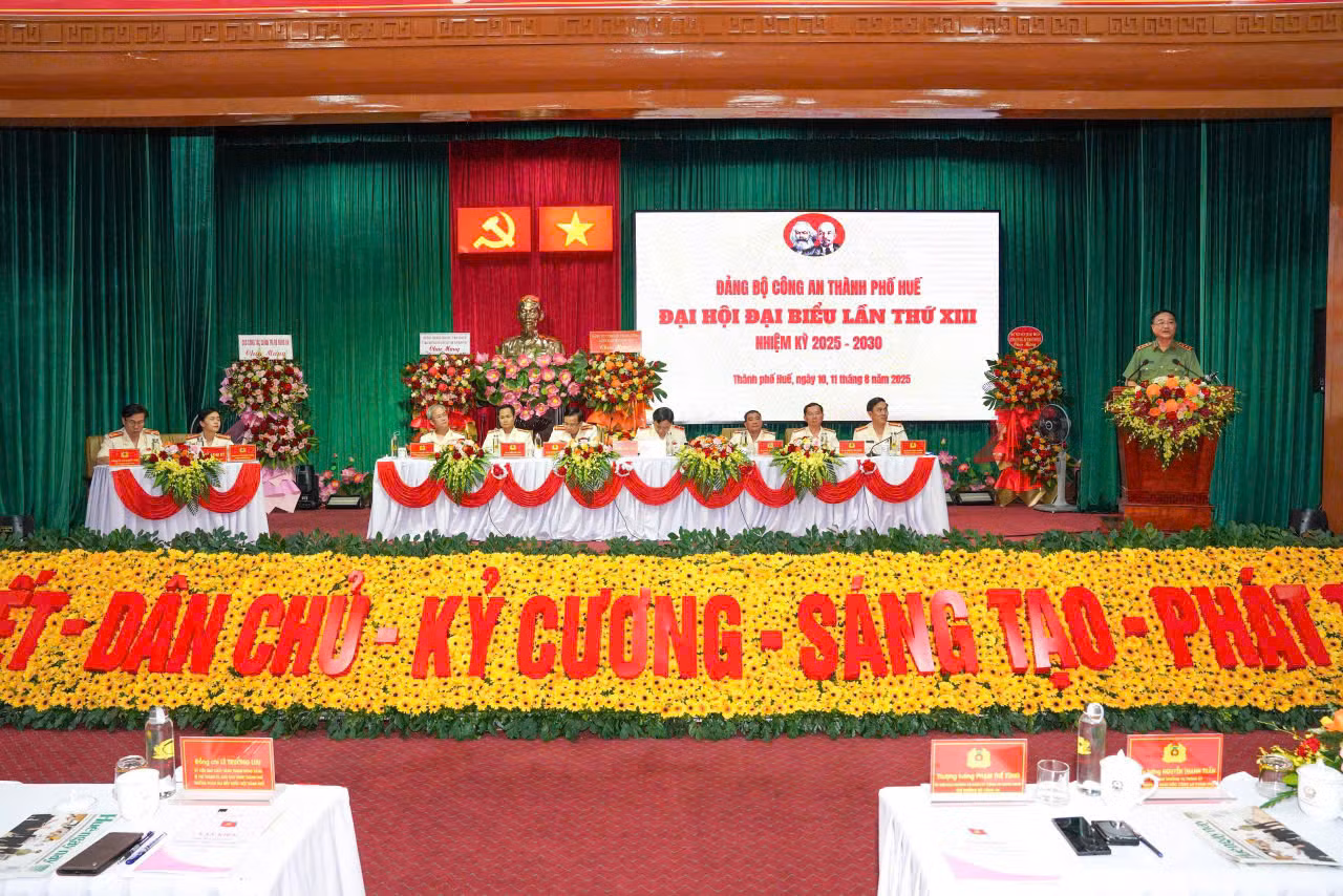 Thứ trưởng Phạm Thế Tùng dự Đại hội Đảng bộ Công an thành phố Huế -0