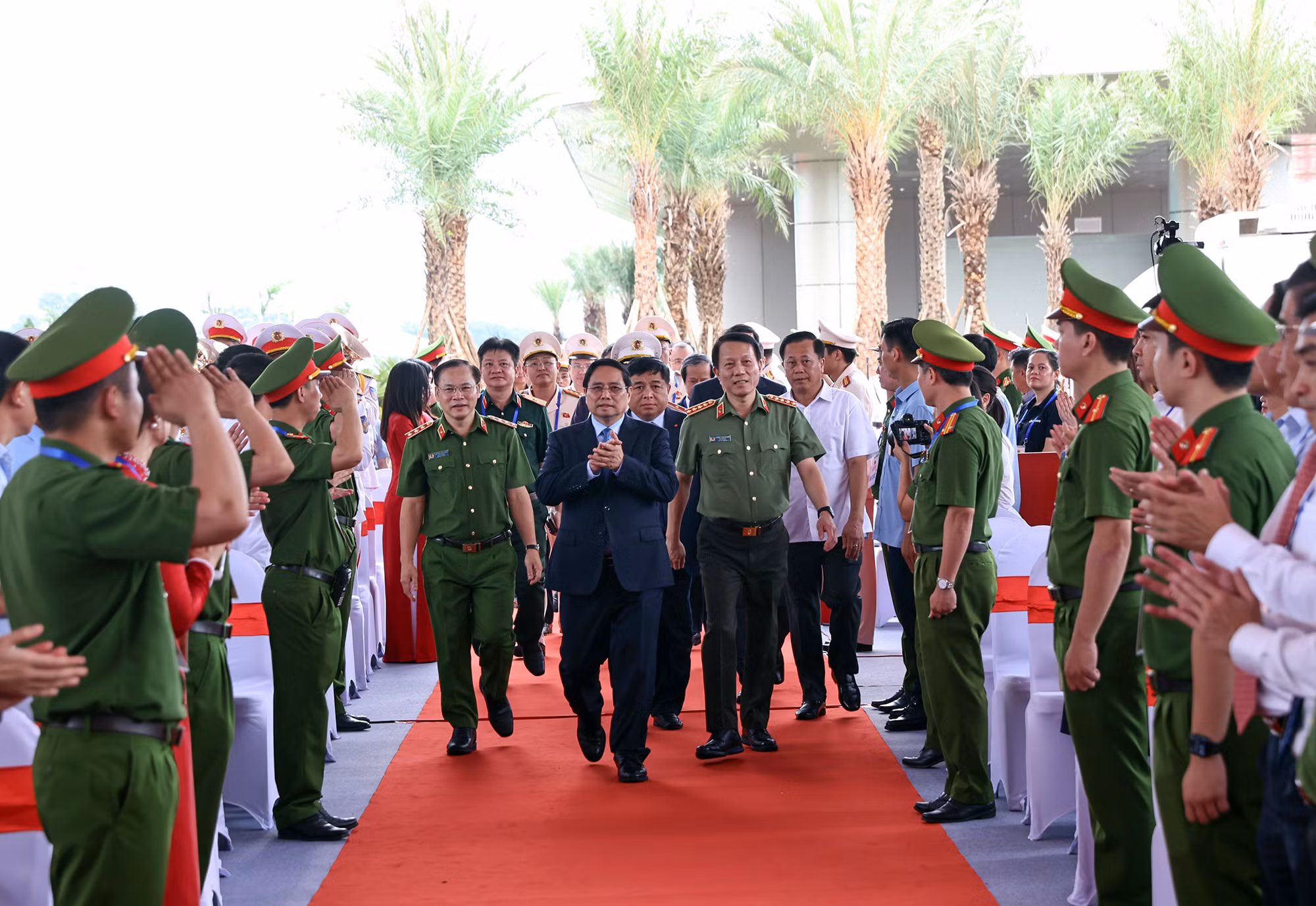 Thủ tướng Chính phủ Phạm Minh Chính dự Lễ khai trương Trung tâm Dữ liệu quốc gia -1