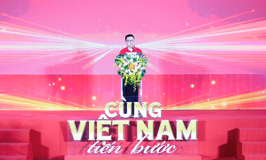 Bộ Công an cùng Báo Nhân Dân tổ chức Hoạt động đi bộ toàn quốc: 1 tỷ bước chân tiến vào kỷ nguyên mới -0