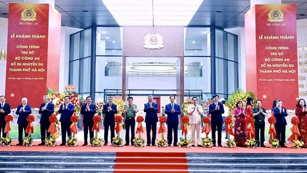 Tổng Bí thư Tô Lâm dự, cắt băng khánh thành Trụ sở Bộ Công an