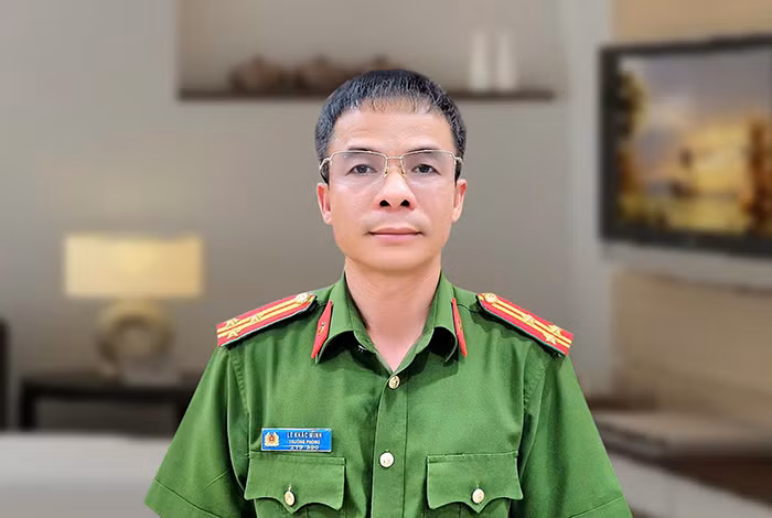 Thủ lĩnh ở một đơn vị anh hùng -0
