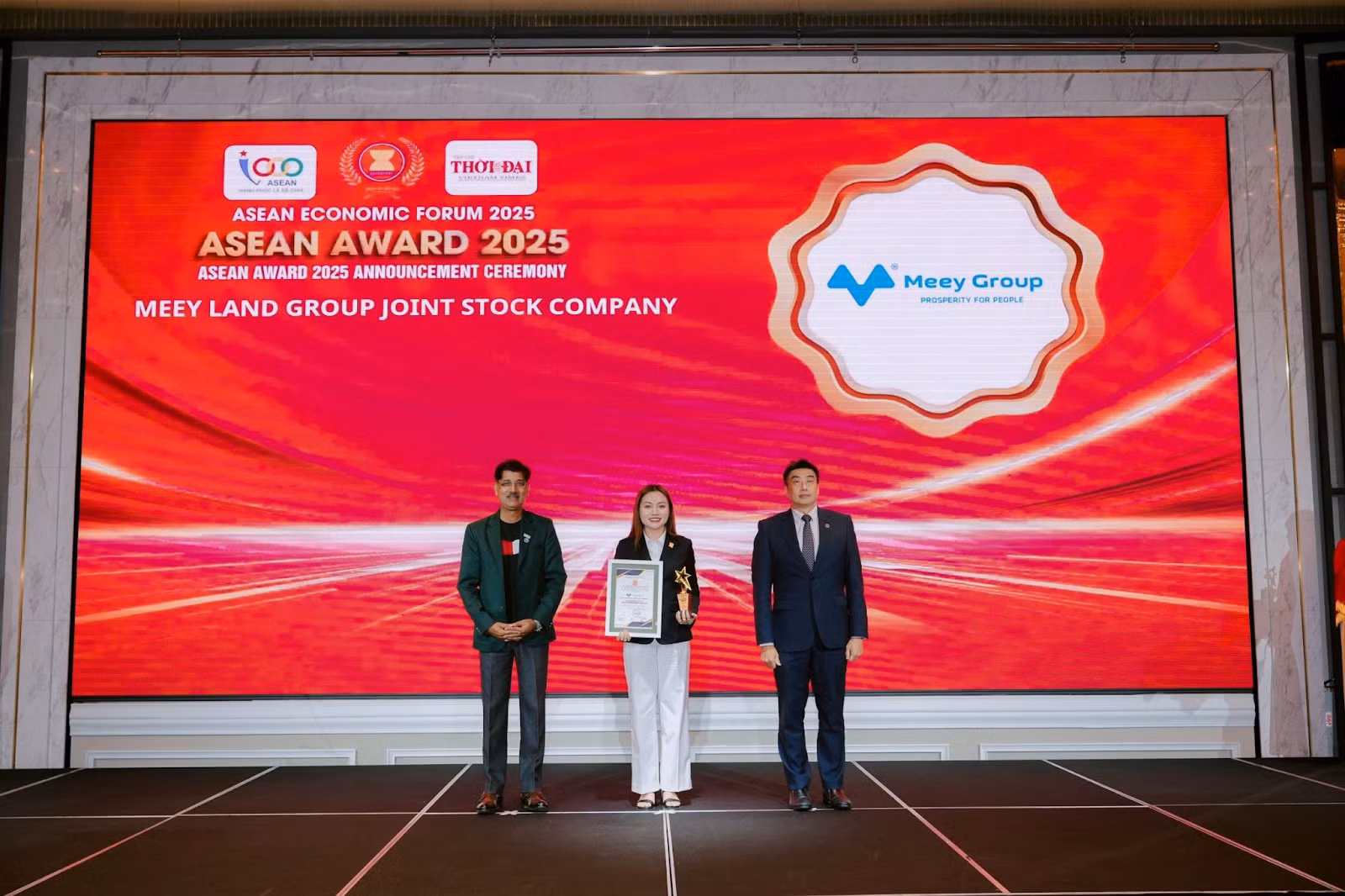 Meey Group lập “kỳ tích kép” tại ASEAN AWARD 2025 -0