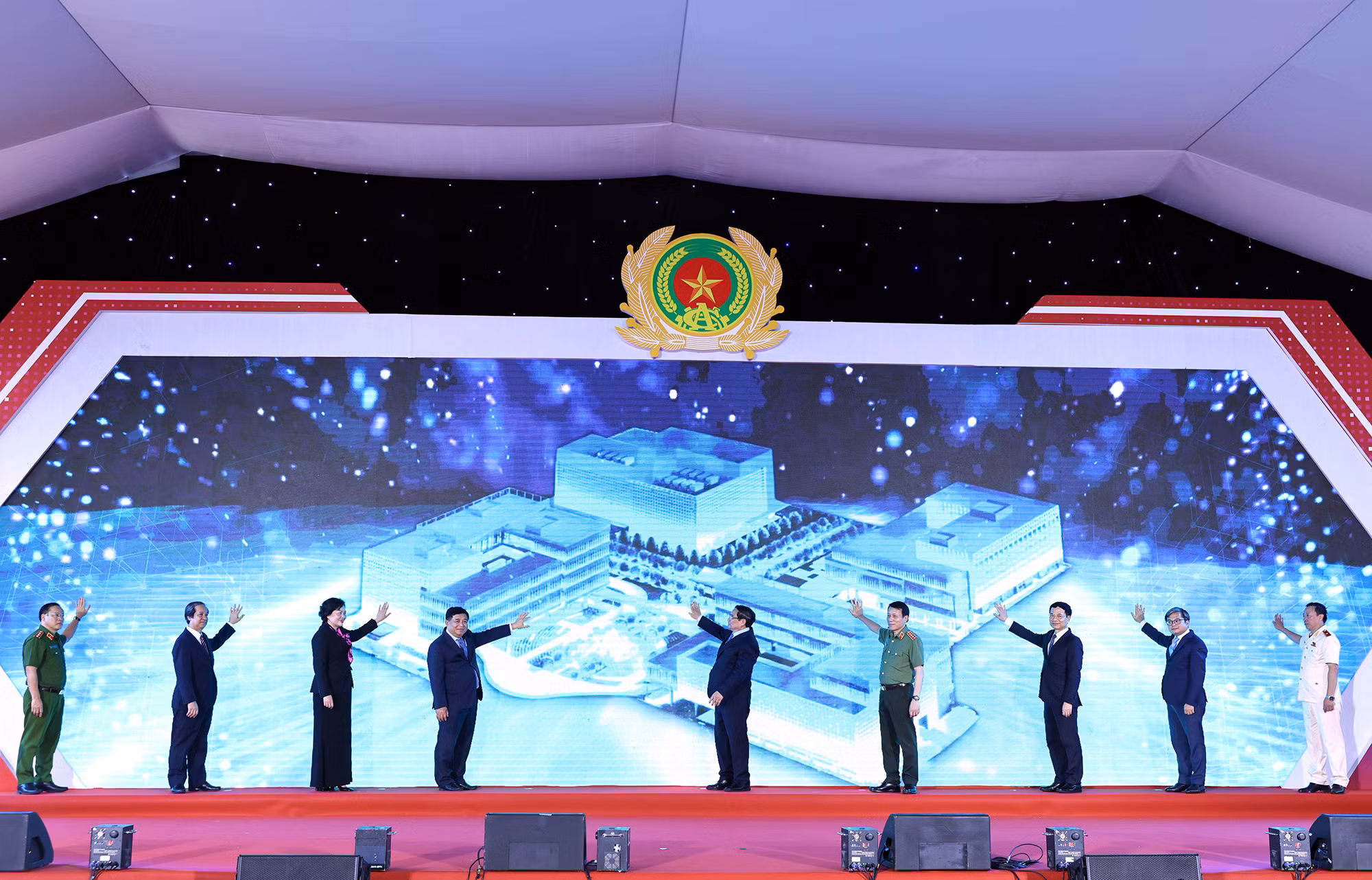 Thủ tướng Chính phủ Phạm Minh Chính dự Lễ khai trương Trung tâm Dữ liệu quốc gia -1