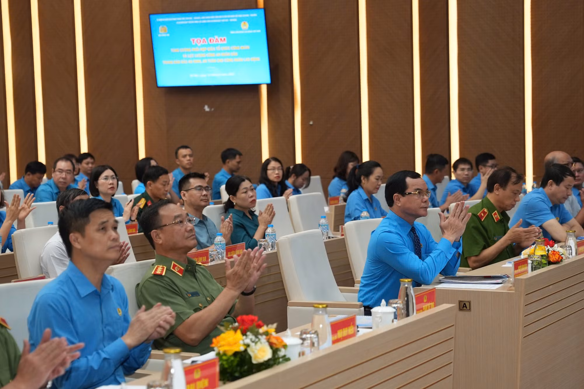 Nâng cao hiệu quả phối hợp giữa lực lượng CAND và tổ chức Công đoàn trong đảm bảo an ninh công nhân -0