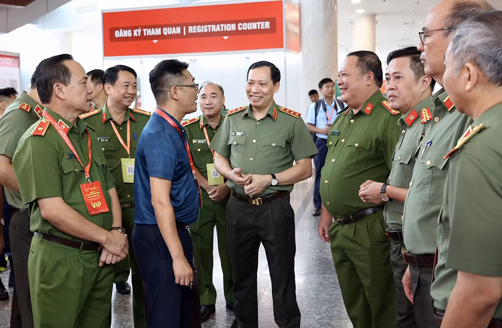Thủ tướng ghi nhận, đánh giá cao những chiến công, sự hy sinh của lực lượng Cảnh sát PCCC&CNCH -0