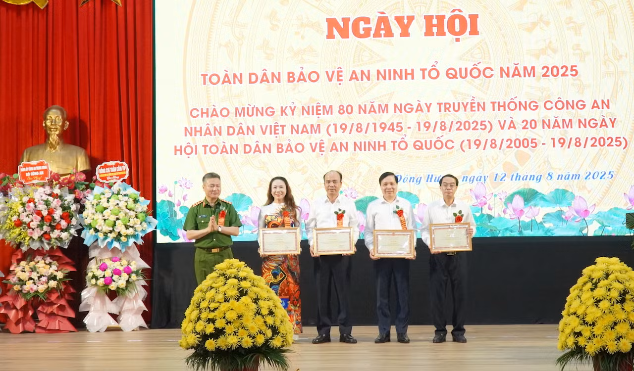 Sôi nổi Ngày hội toàn dân bảo vệ an ninh Tổ quốc ở Hưng Yên -0