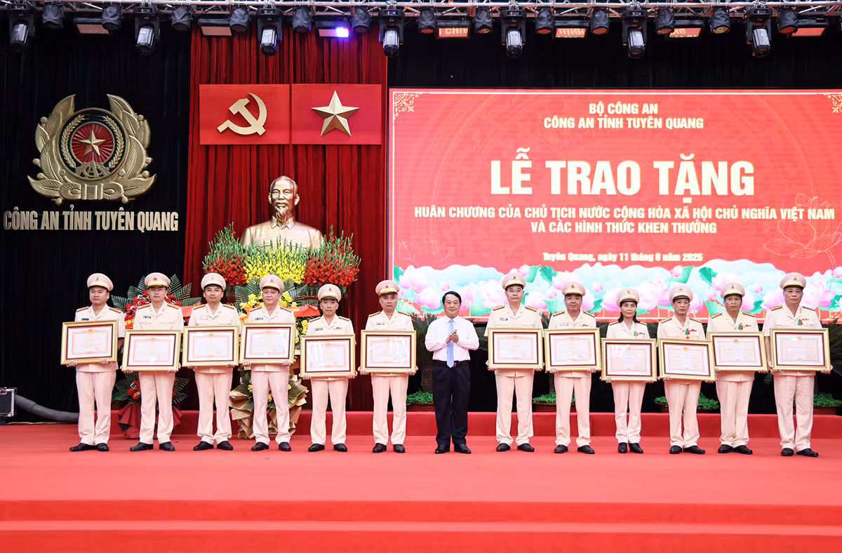 Từ truyền thống anh hùng đến khát vọng vươn lên của CAND Tuyên Quang -0